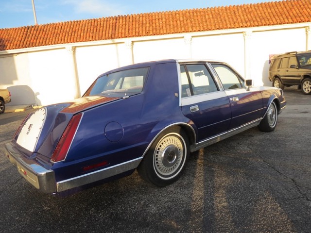 Used 1984 LINCOLN CONTINENTAL Givenchy | Lake Wales, FL