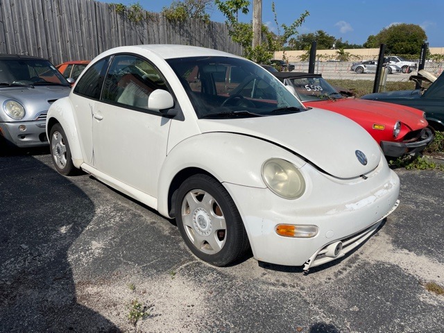 Used 1998 VOLKSWAGEN Beetle  | Lake Wales, FL