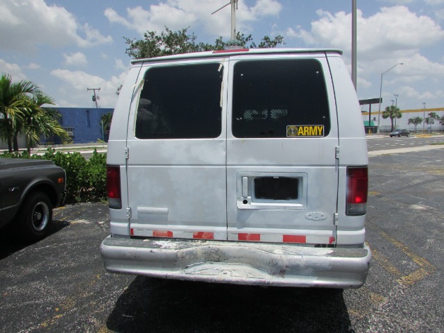 Used 2006 FORD E250  | Lake Wales, FL