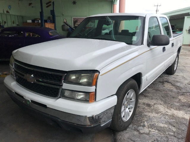 Used 2007 CHEVROLET SILVERADO 1500 CLASSIC LS2 | Lake Wales, FL