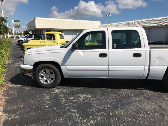 Used 2007 CHEVROLET SILVERADO 1500 CLASSIC LS2 | Lake Wales, FL