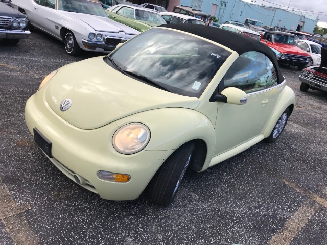 Used 2005 VOLKSWAGEN Beetle  | Lake Wales, FL