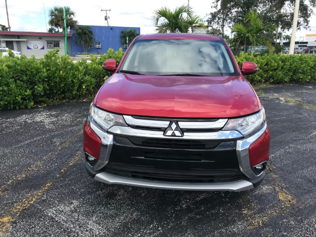 Used 2017 MITSUBISHI OUTLANDER  | Lake Wales, FL