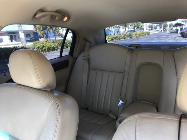 Used 2007 LINCOLN TOWN CAR x ROLLS ROYCE SILVER SPUR | Lake Wales, FL