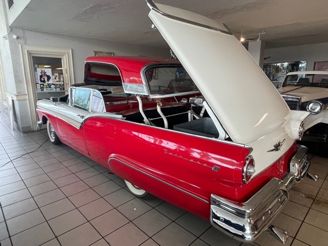 Used 1957 FORD FAIRLANE SKYLINER | Lake Wales, FL