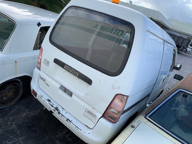 Used 2004 VANTAGE VAN  | Lake Wales, FL