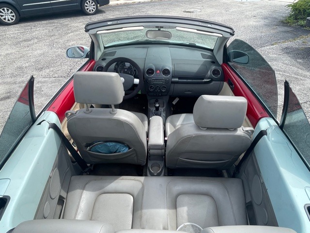 Used 2006 Volkswagen New Beetle Convertible 2.5 PZEV | Lake Wales, FL