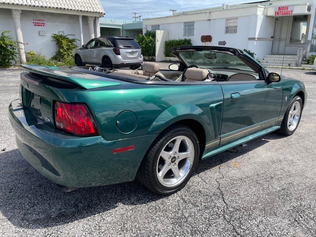 Used 2000 Ford Mustang  | Lake Wales, FL