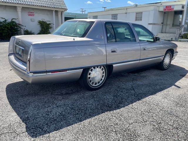 Used 1996 Cadillac DeVille  | Lake Wales, FL