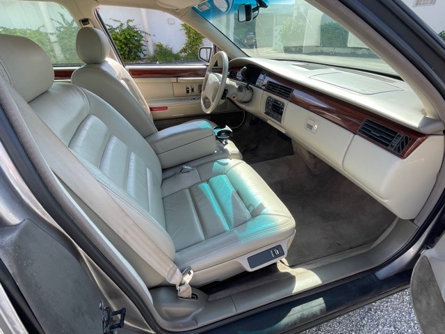 Used 1996 Cadillac DeVille  | Lake Wales, FL