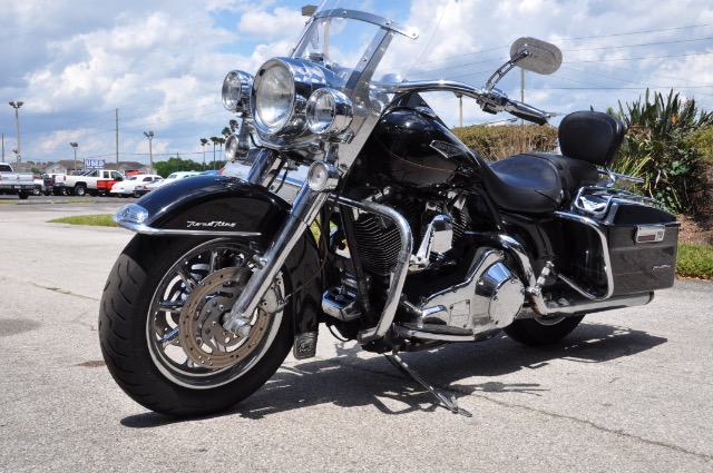 Used 2001 HARLEY DAVIDSON ROAD KING  | Lake Wales, FL